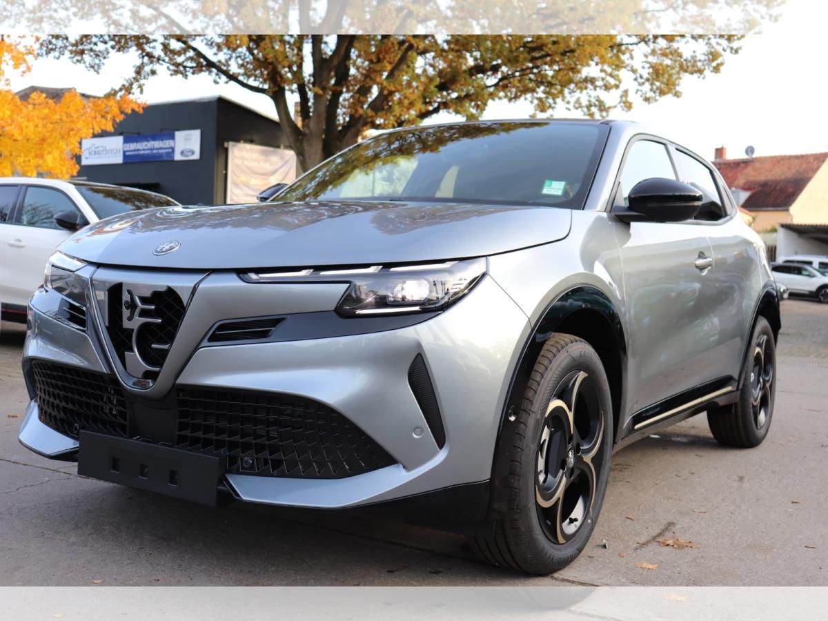 Alfa Romeo Junior INTENSA!!*SOFORT VERFÜGBAR* 1.2 VGT 100KW Leasing