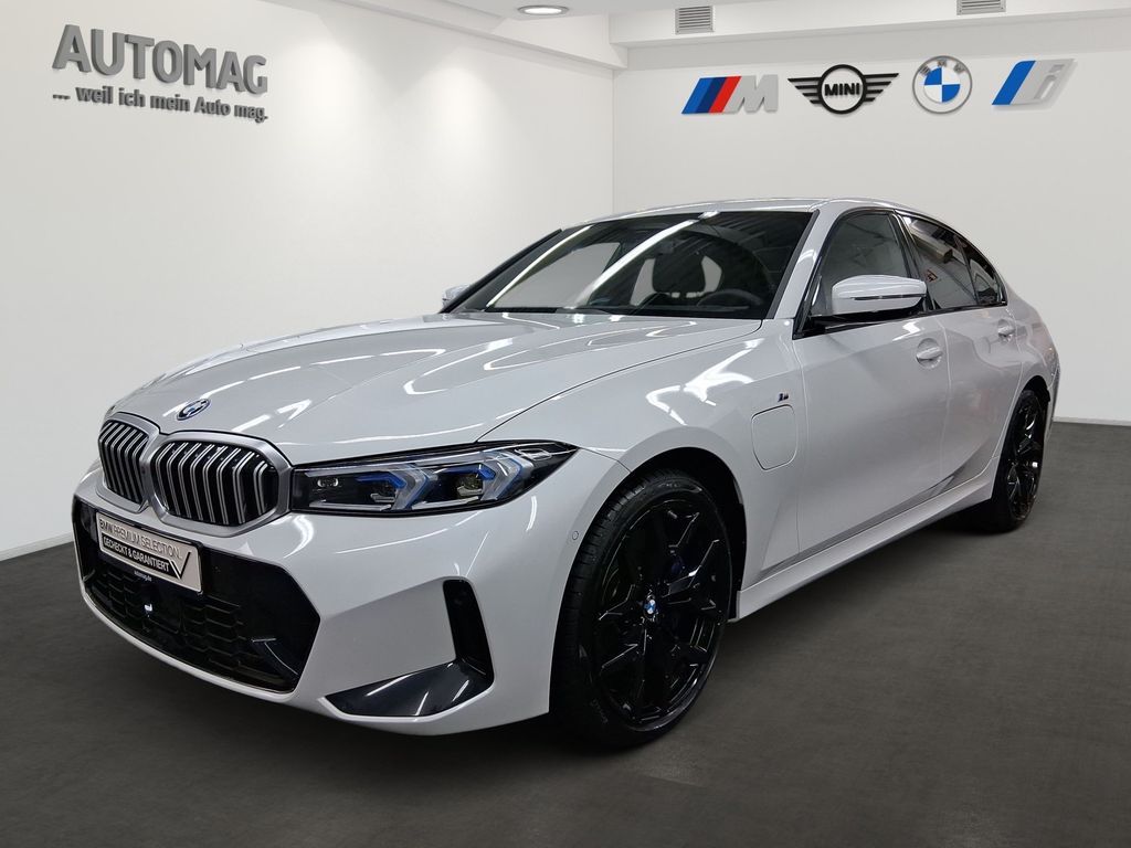 BMW 330e MSport*Glasdach*AHK*DrivingAssistProf*Parki Leasing