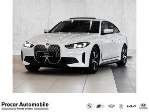BMW i4 eDrive35 DA + ACC + Glasdach + 17"