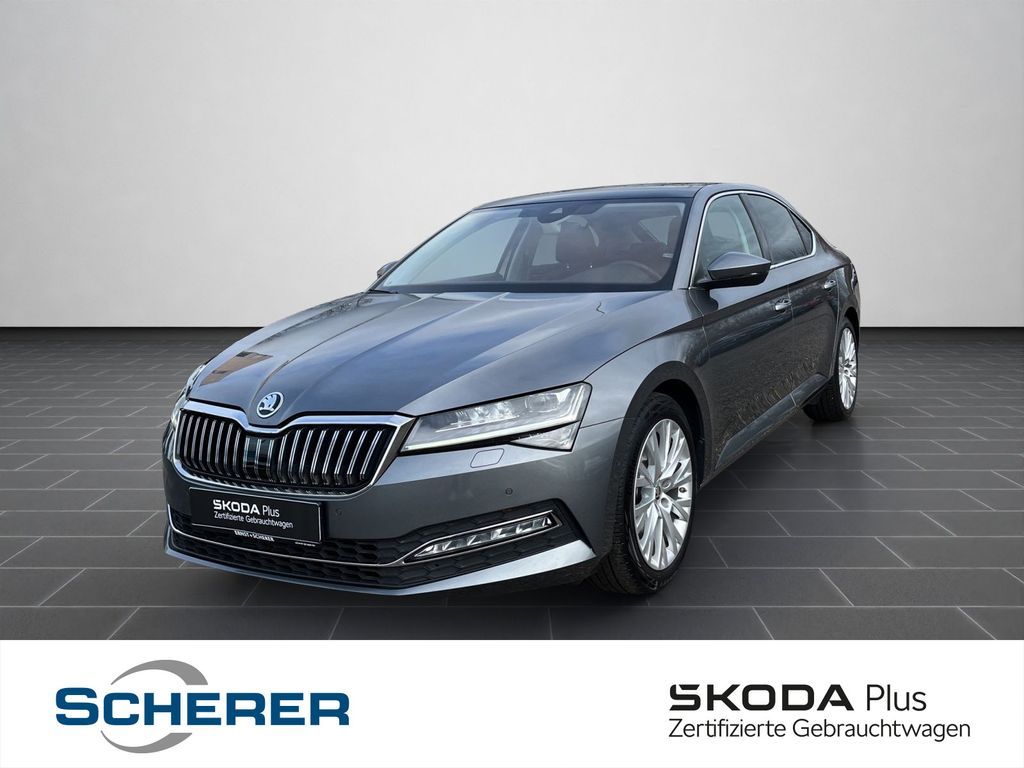 Skoda Superb 2.0 TDI 4x4 DSG Style AHK+Pano+Standhz+Ka Leasing