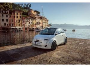 Fiat 500C Cabrio Sonderserie Dolce Vita Edition blaue