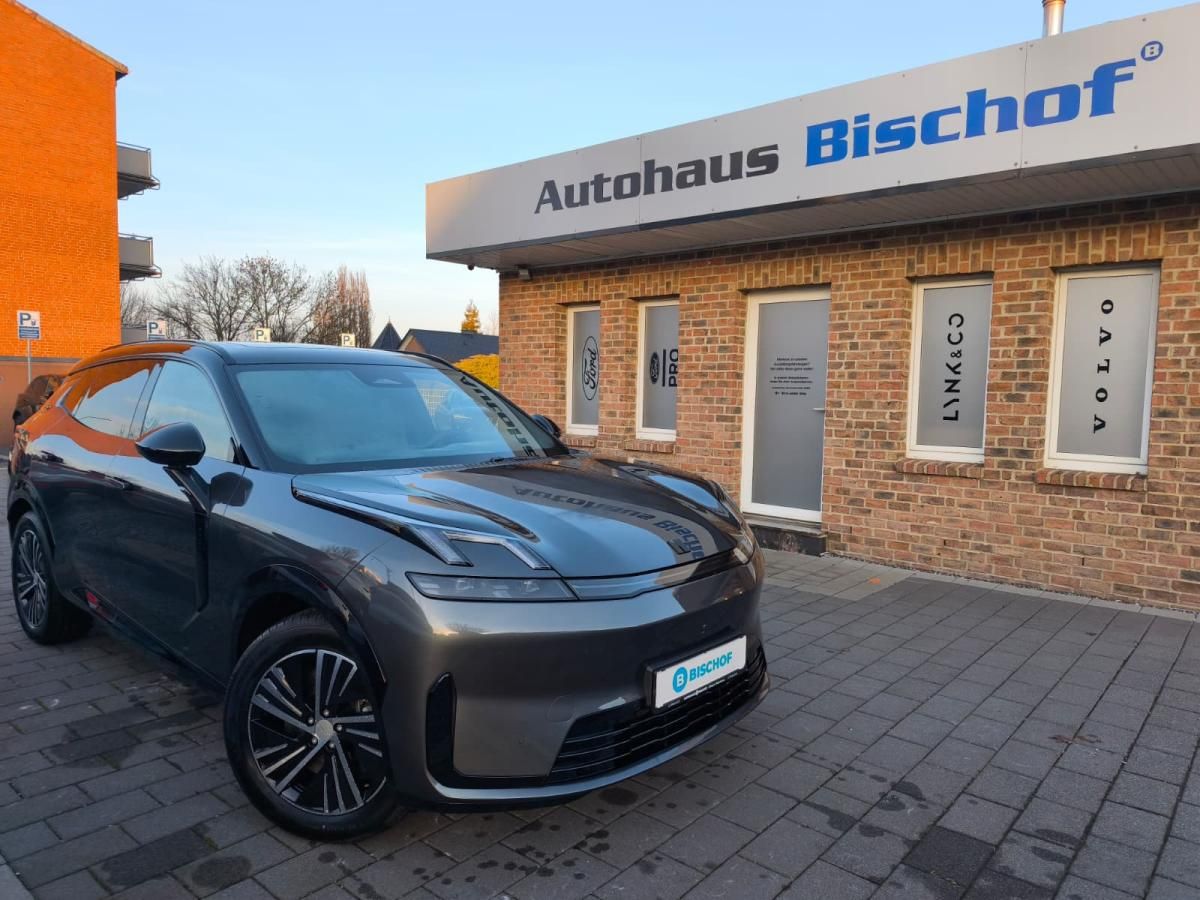 LYNK & Co 08 Core PHEV ALLE FARBEN P Leasing