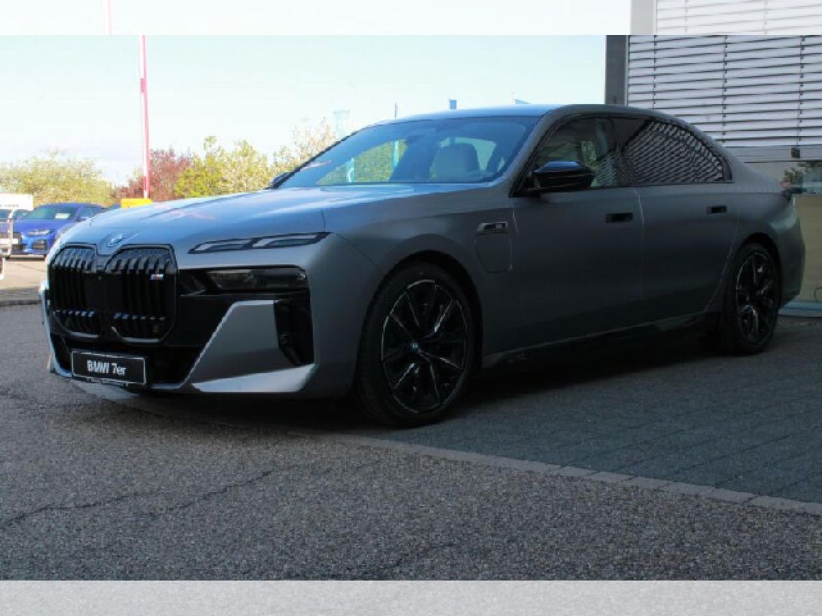 BMW 760 BMW M760e xDrive** Businesskundenaktion, min 4. PKWS auf die Firma zugelassen. Marke EGAL !!**Sofort Leasing