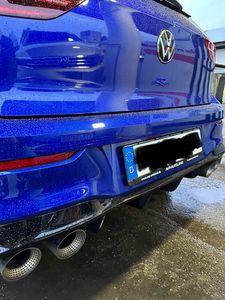 VW Golf 8 R 20 Years Vollausstattung Akrapovic Leasingübernahme