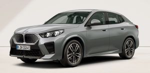 BMW iX BMW iX2 eDrive20 M Sportpaket eDrive20 Elektro 150 kW (204 PS)