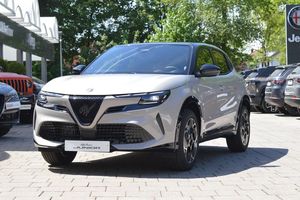 Alfa Romeo Junior TI IBRIDA MY26 145PS/TECH-PACK/18" LM