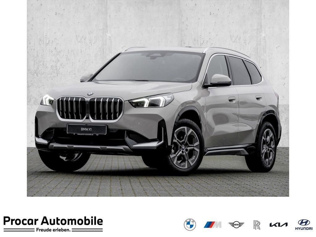 BMW X1 sDrive18i xLine HUD PANO ACC AHK RFK NAVI Leasing