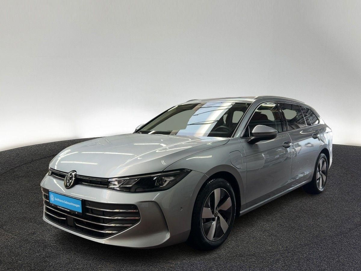 Volkswagen Passat Variant 1.5 TSI eHybrid DSG AHK DCC Kamera Leasing