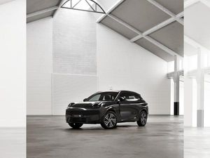 LYNK & Co 08 CORE / Bestandskundenangebot! Nur für Fahrer vom Lynk & Co 01 ABO!
