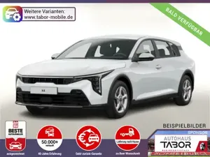Kia K4 MT SHZ ACC Nav LED Kam Keyl 2xPDC LM16 CarPl