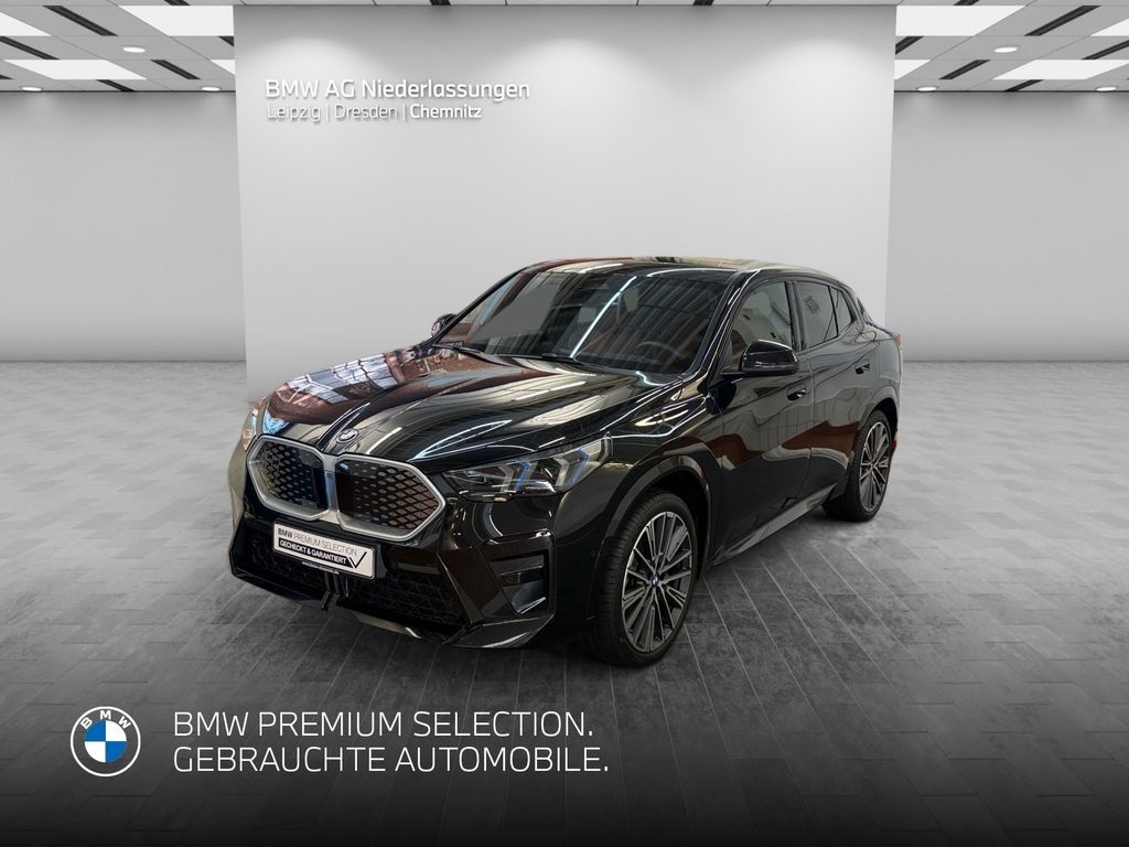 BMW iX2 xDrive30 M Sport AHK Driv.Assist.Prof LED Leasing