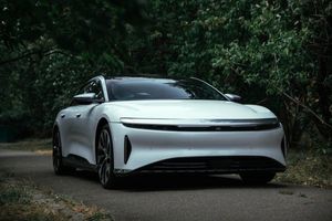 Lucid Air Grand Touring Auto-Abo