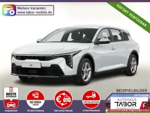 Kia K4 MT SHZ ACC Nav LED Kam Keyl 2xPDC LM16 CarPl