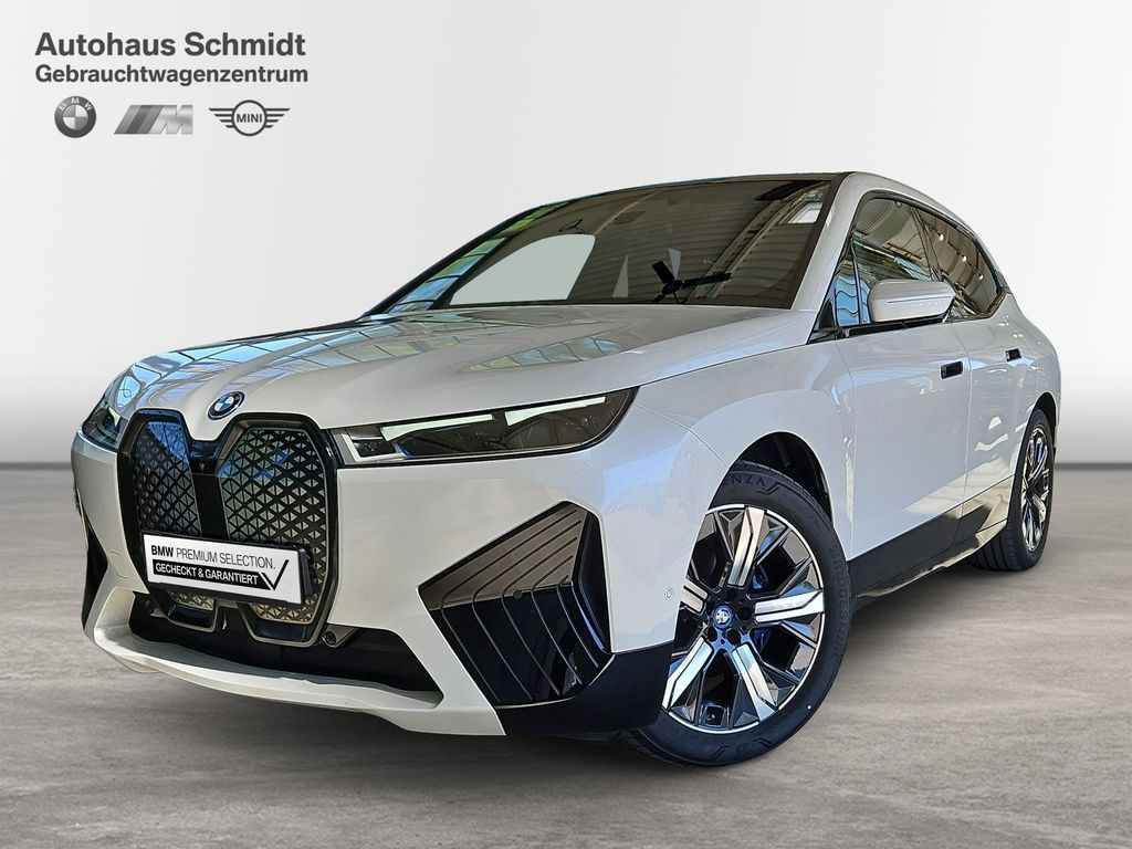 BMW iX xDrive50 500€ netto/mtl*Sportpaket*Sky Lounge Leasing