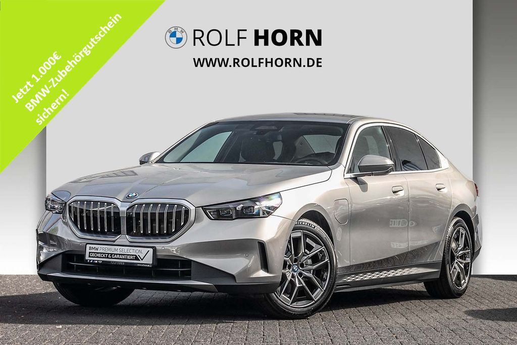 BMW 530e Navi HeadUp IconicGlow harman/kardon RfKam. Leasing
