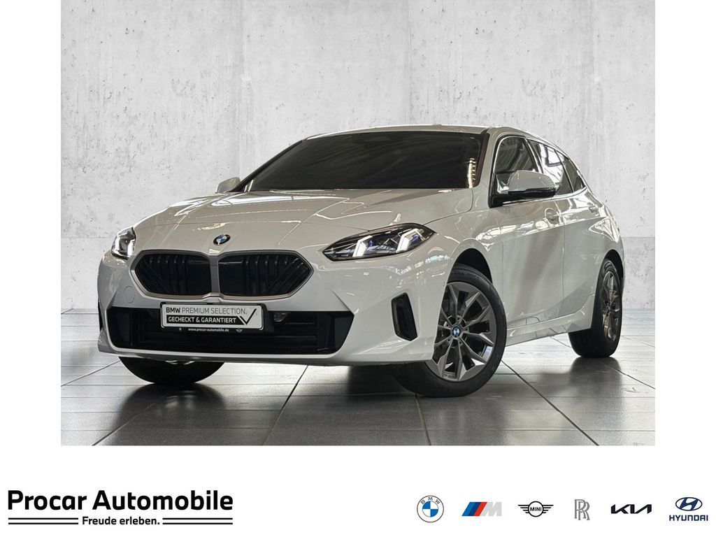 BMW 120 DA PA RFK AdapLED CarPlay Shz. 17