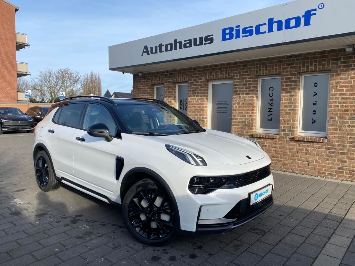 LYNK & Co 01 PHEV More - ALLE FARBEN P Leasing