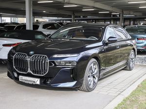 BMW i7 xDrive60, LC-Prof., M-Sport, Driv/Park-Ass Prof., AHK, Pano, Massage, DAB uvm. Leasing