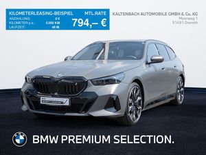 BMW i5 Touring 40 xDrive M-Sport Pro PANO AHK B&W