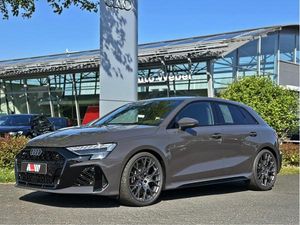 Audi RS3 SPORTBACK EXCLUSIVE 280 SCHALENSITZ PANO HuD MATRIX