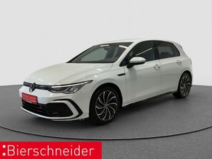 Volkswagen Golf 8 1.5 eTSI DSG R-Line 17 LED ACC NAVI CAM